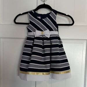 Iris and Ivy White Bonnie Jean Stripe Box Pleat Bow Dress Dress Size 24 Months